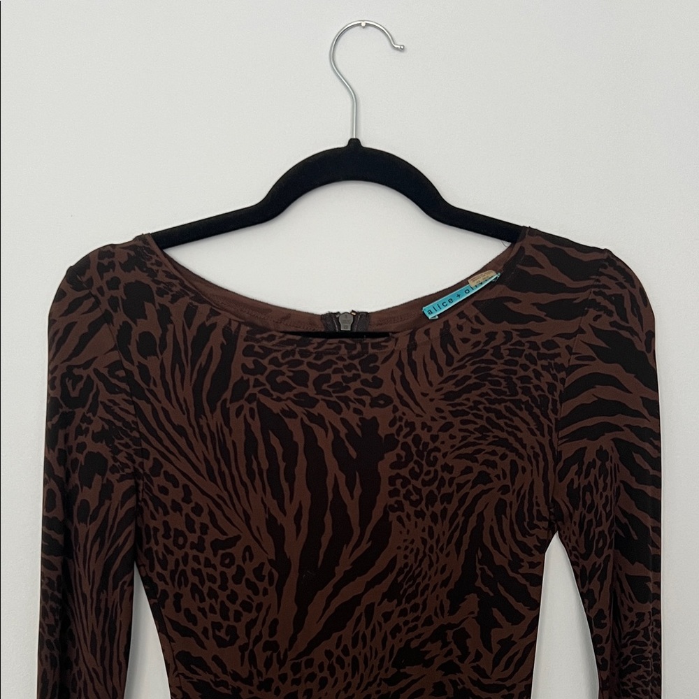 Alice + Olivia Brown Long Sleeve Dress